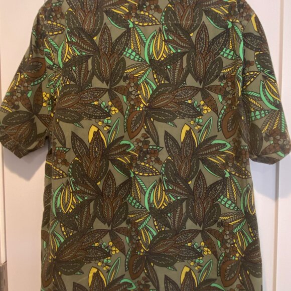 Poler button up shirt - Picture 2 of 4